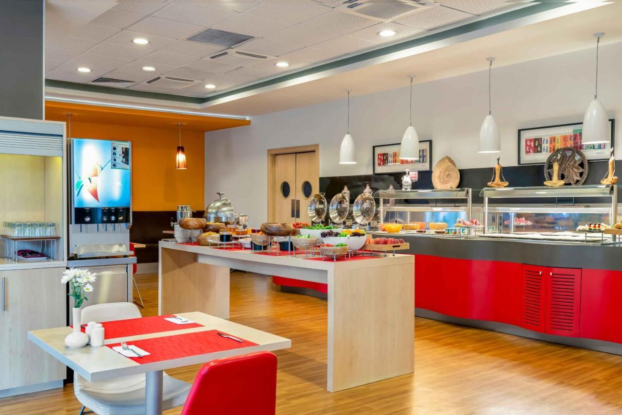 Ibis Alsancak Отель 3*