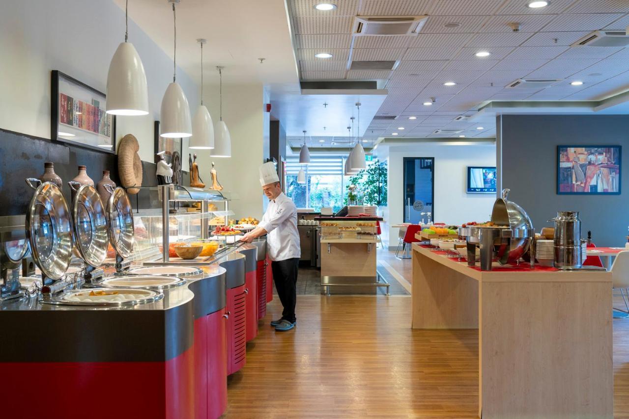 Ibis Alsancak 3* İzmir