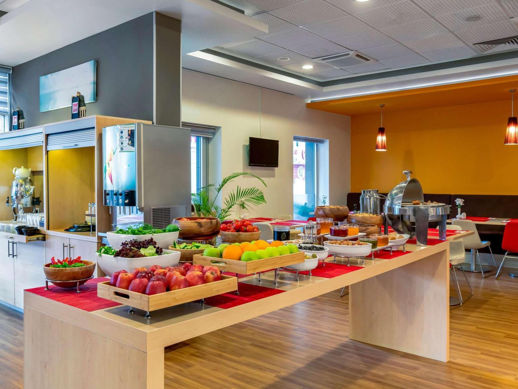 Ibis Alsancak Otel