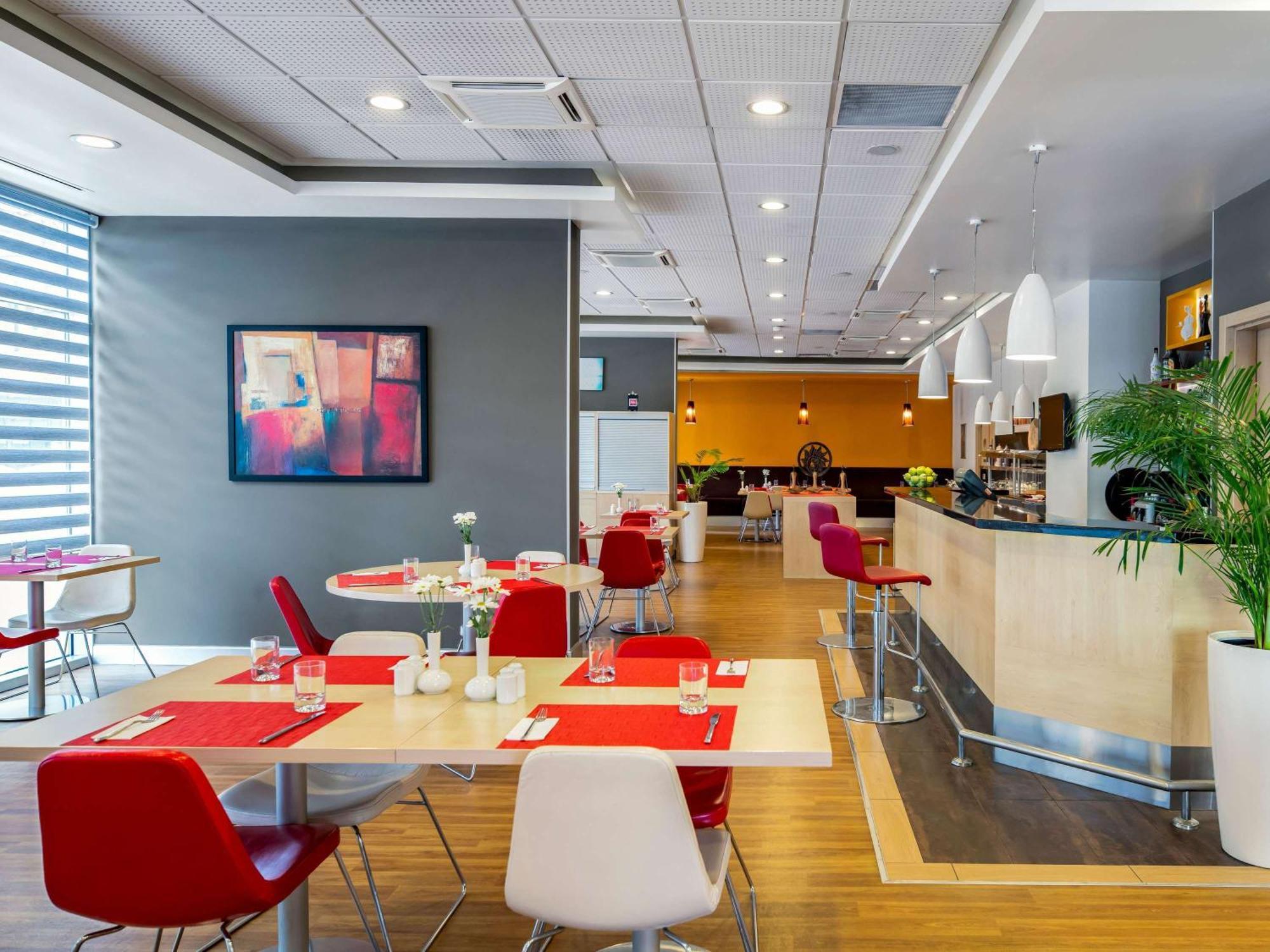 Ibis Alsancak