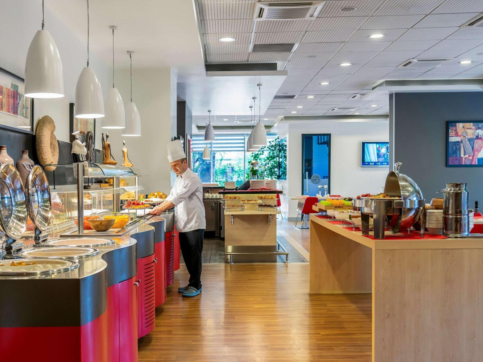 Ibis Alsancak Otel